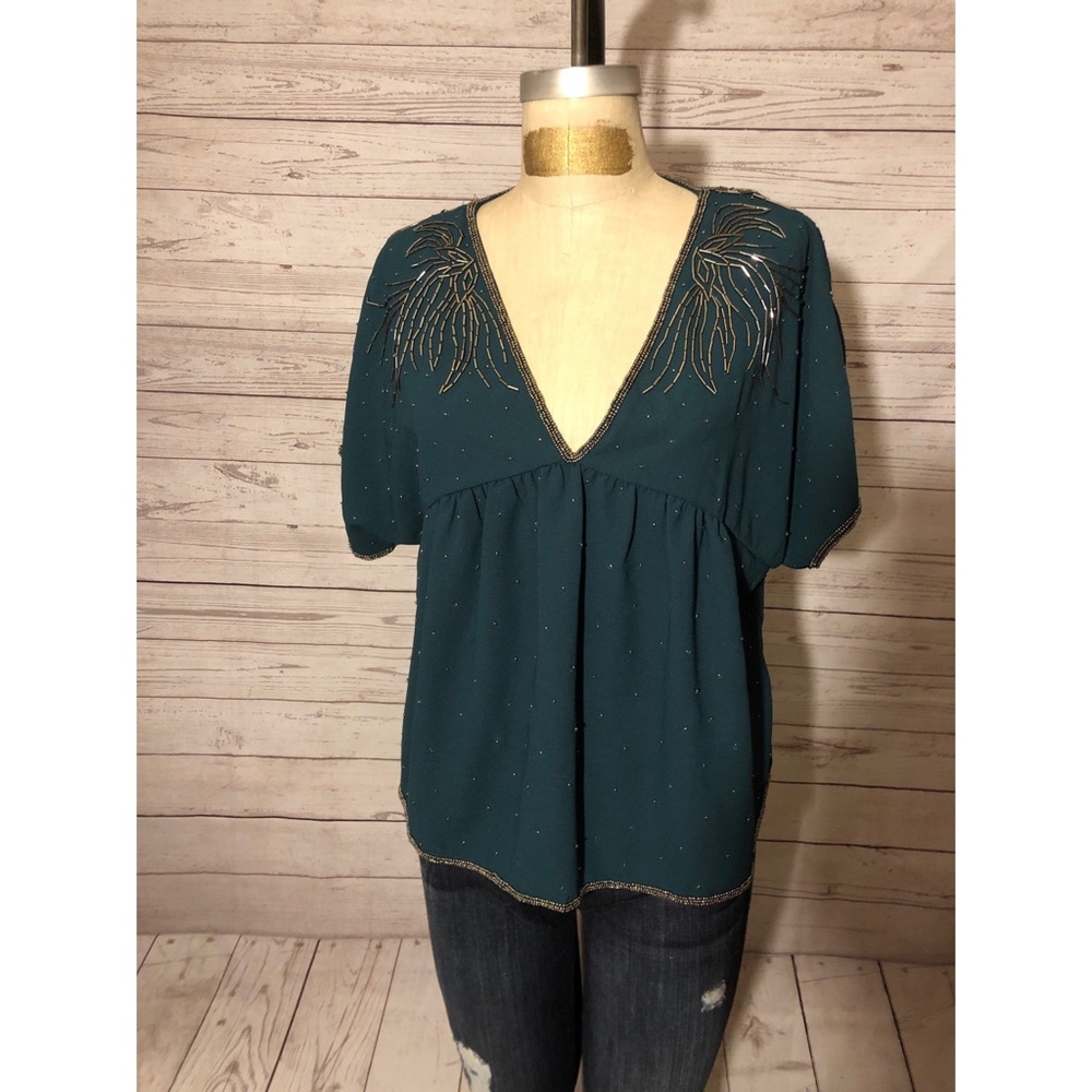 Volcom Stone Row emerald green Beaded V neck too